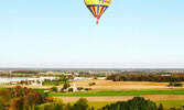 В окрестностях Торонто проводит полеты на аэростатах компания Skyworks Balloon Company...