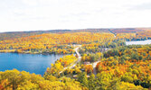 Со смотровой площадки Dorset Lookout Tower вы сможете увидеть окружающие холмы, озера и леса так, как их видят парящие в небе птицы...