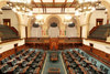 Тур для всей семьи по зданию Законодательного собрания Онтарио -  в течение 90 минут вы познакомитесь с его историей, узнаете в форме веселой игры, как работает парламент...