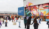 Искусственный каток Hangar Skate на площади YZD Plaza