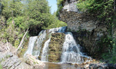 Водопад Jonea в заповеднике Поттаватоми...